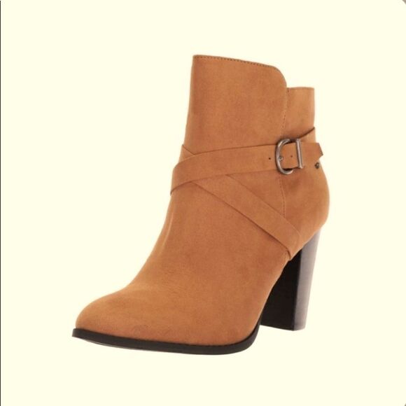 💥Callisto Women’s Acceptance Fashion Boot size:9M - Picture 1 of 9